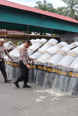 Polres Pasaman Barat Gelar Latihan Dalmas, Tingkatkan Kemampuan Pengendali Massa Personel