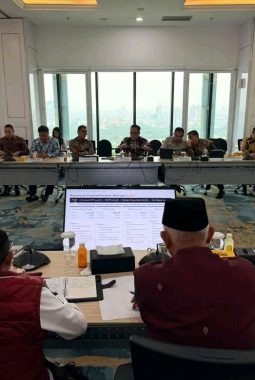 Gubernur Mahyeldi Gandeng Danantara dan BUMN, Dorong Percepatan Investasi dan Infrastruktur Strategis di Sumbar