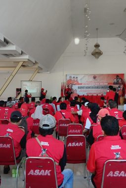 Konsolidasi Kader di Karawang, PDI Perjuangan Kukuhkan Kepengurusan Baru 2025–2030
