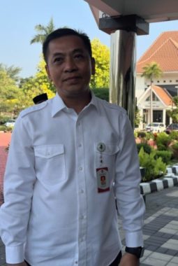 Bupati Karawang Minta Pejabat Terbuka dan Responsif terhadap Media